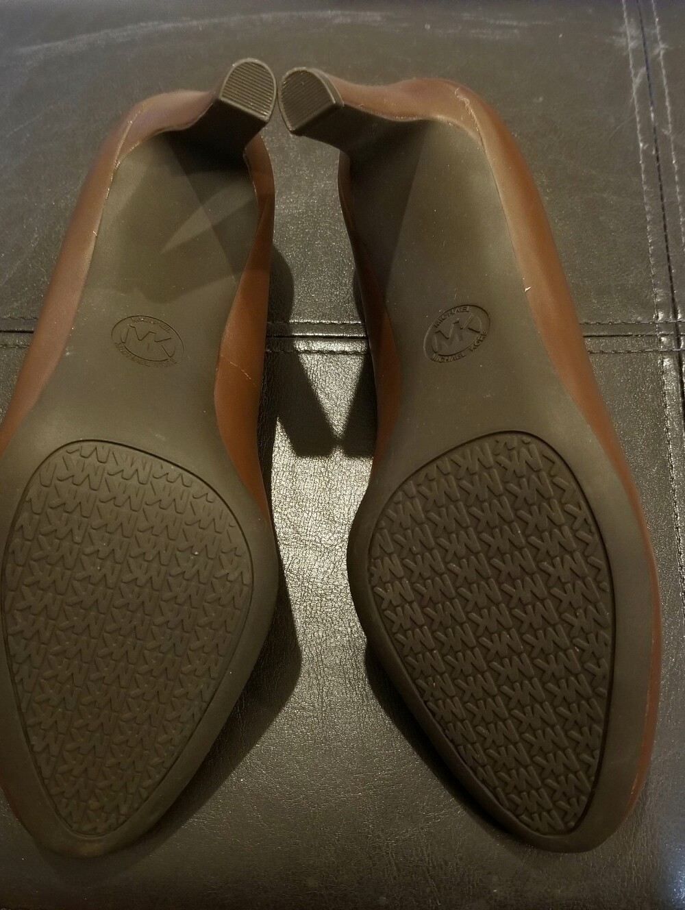 Michael Kors Chantal Flex Leather Heels Pumps Women's Size 6M Shoes - Picture 5 of 5